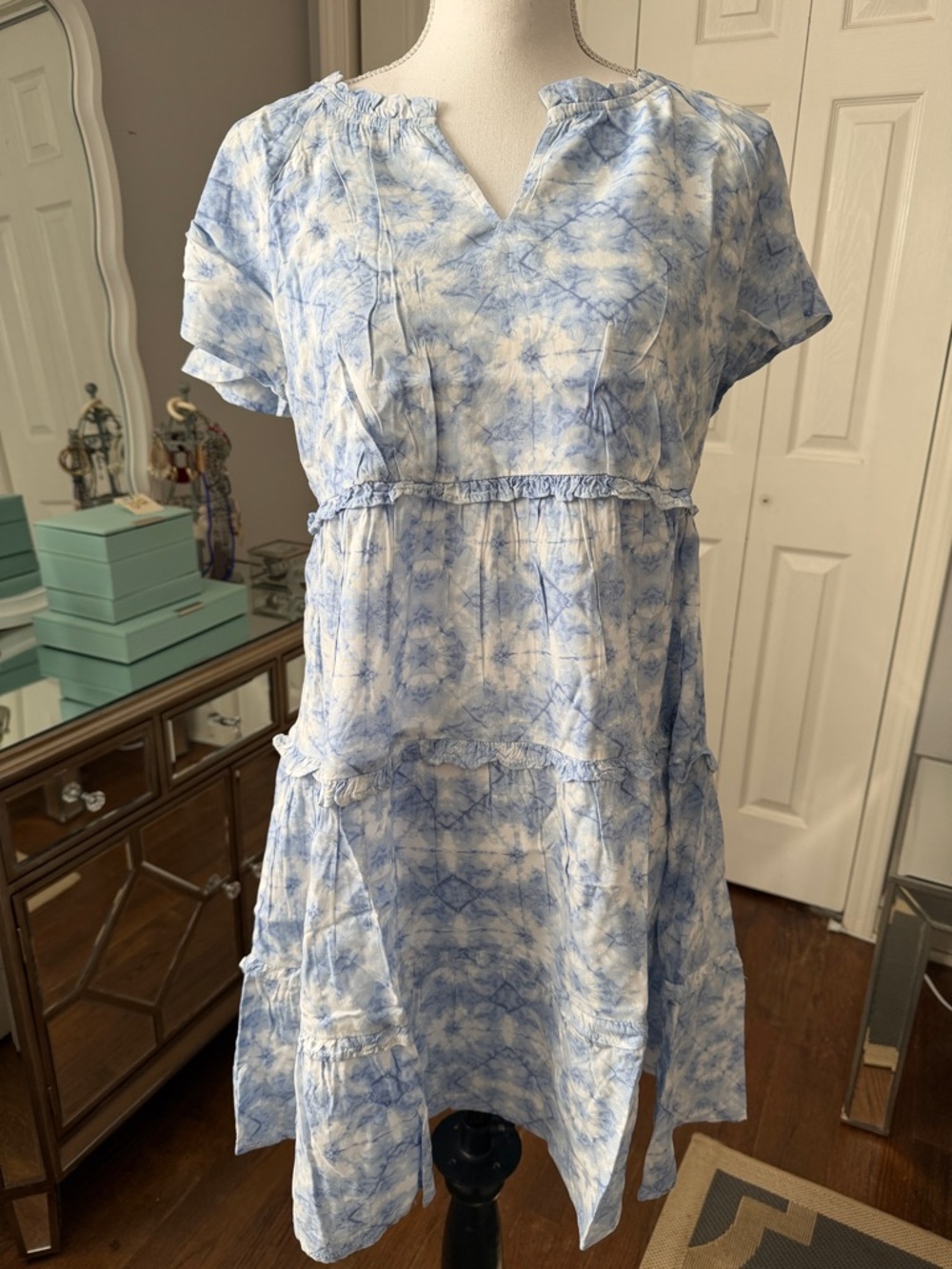beachlunchlounge Collection NWT Light Blue Tie-Dye Short Sleeve Tiered Dress S/P